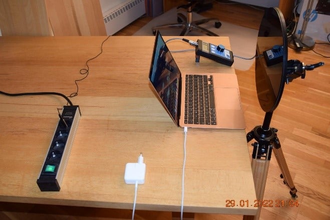 Abbildung 1: Apple Mac Book Air - nicht eingesteckt